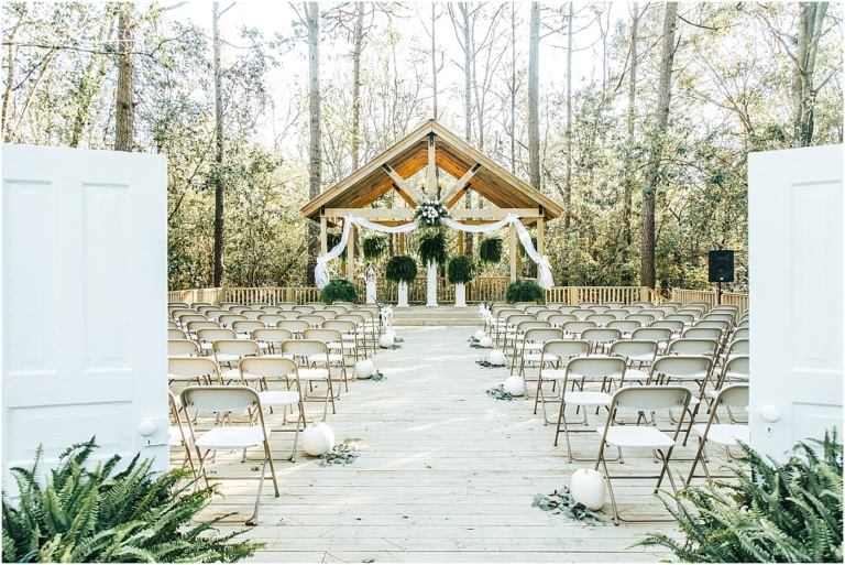 LAUREN + ZACH // MIKE’S FARM WEDDING // BEULAVILLE, NORTH CAROLINA