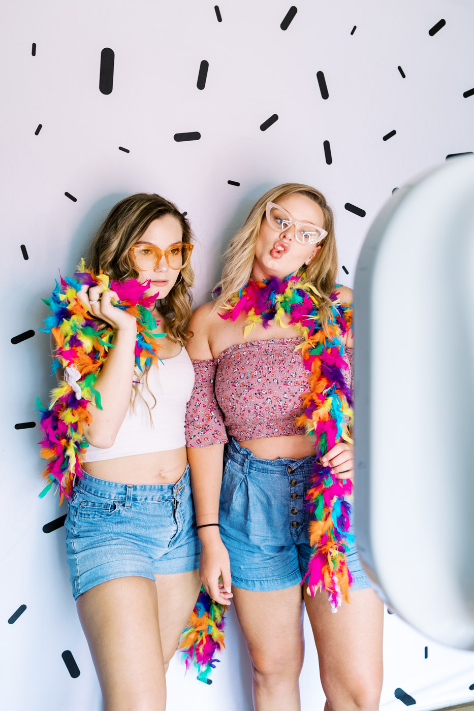 3 Reasons Why You Should Have a Photobooth at Your Wedding